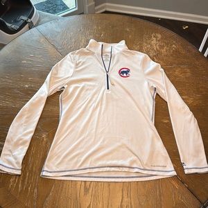 Cubs women’s long sleeve pullover